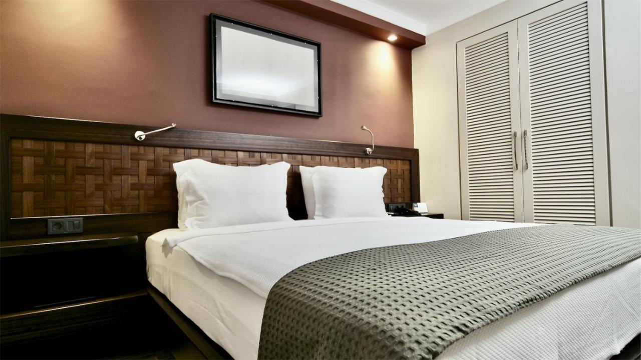 Resa Hotel *